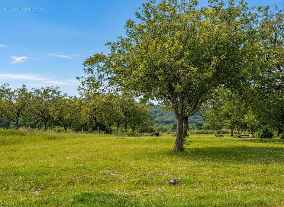 Maison à MARCILLAC-SAINT-QUENTIN