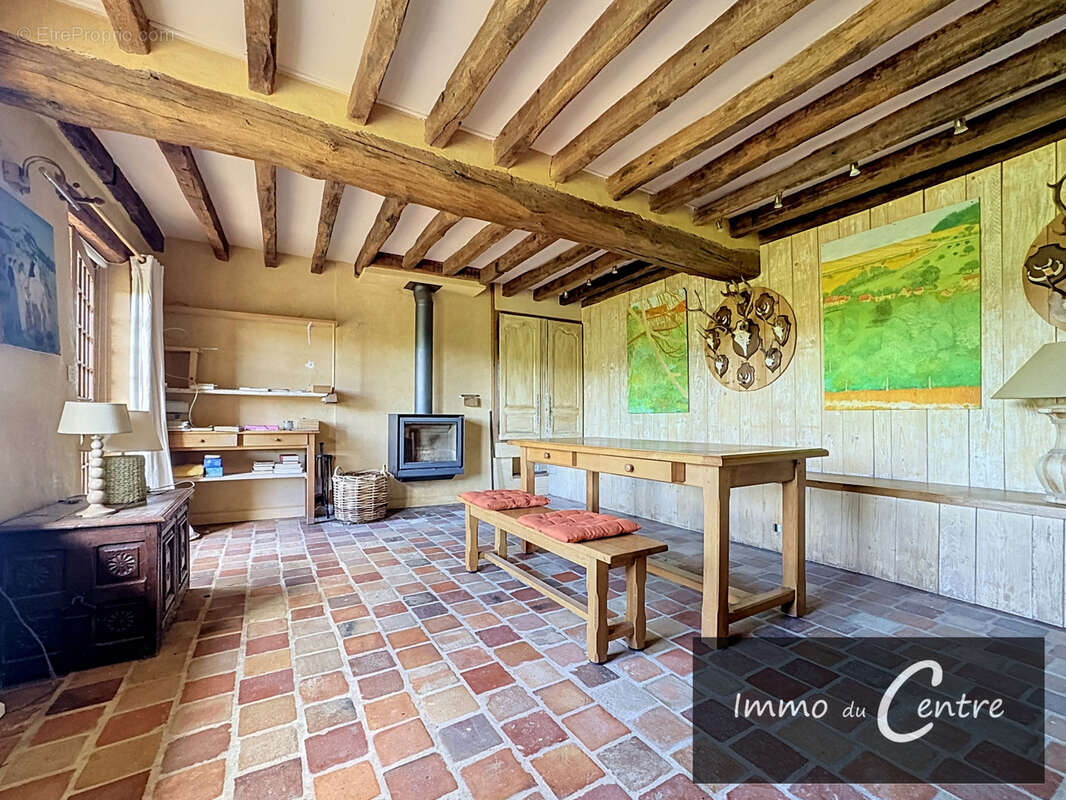 Maison à MONTMIRAIL