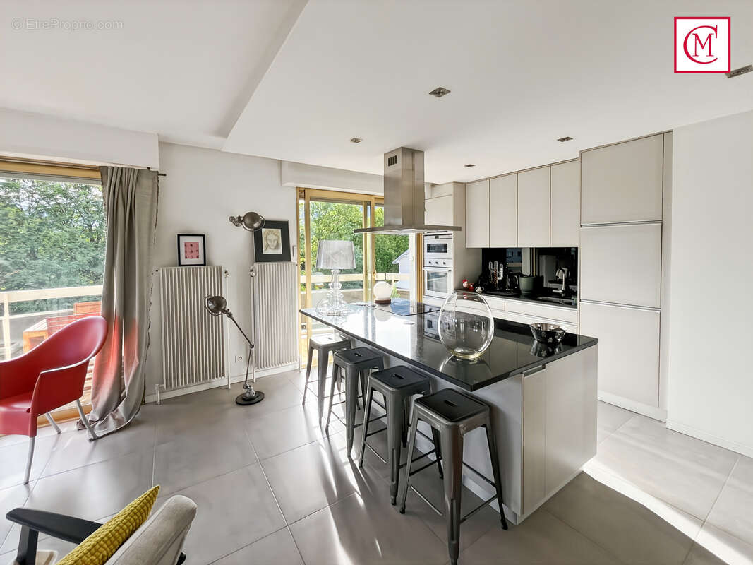 Appartement à MEYLAN