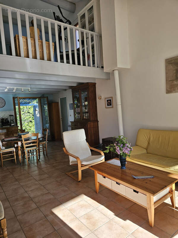 Maison à SAINT-CANNAT