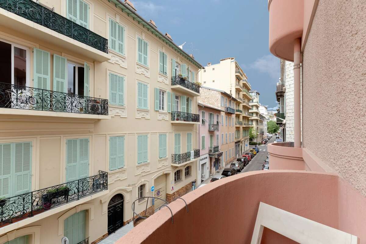 NICE FLEURS 2 pièces avec balcons - photo 9