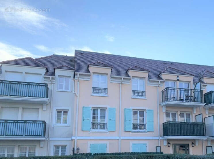 Appartement à LE PLESSIS-PATE