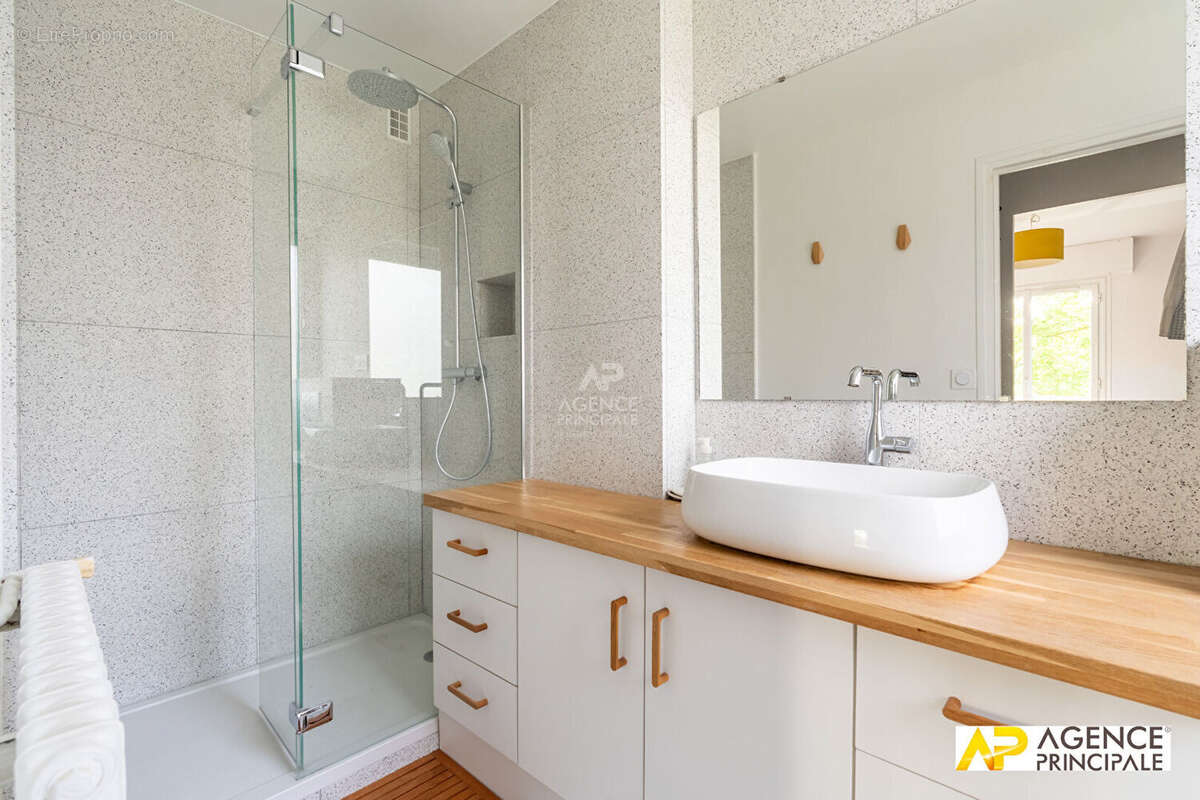 Appartement à MAISONS-LAFFITTE