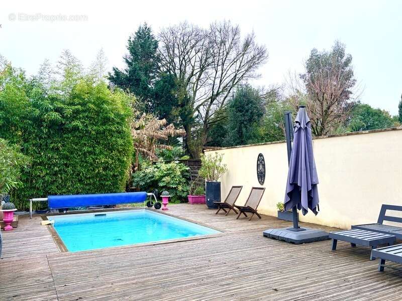 Maison à LE BOUSCAT