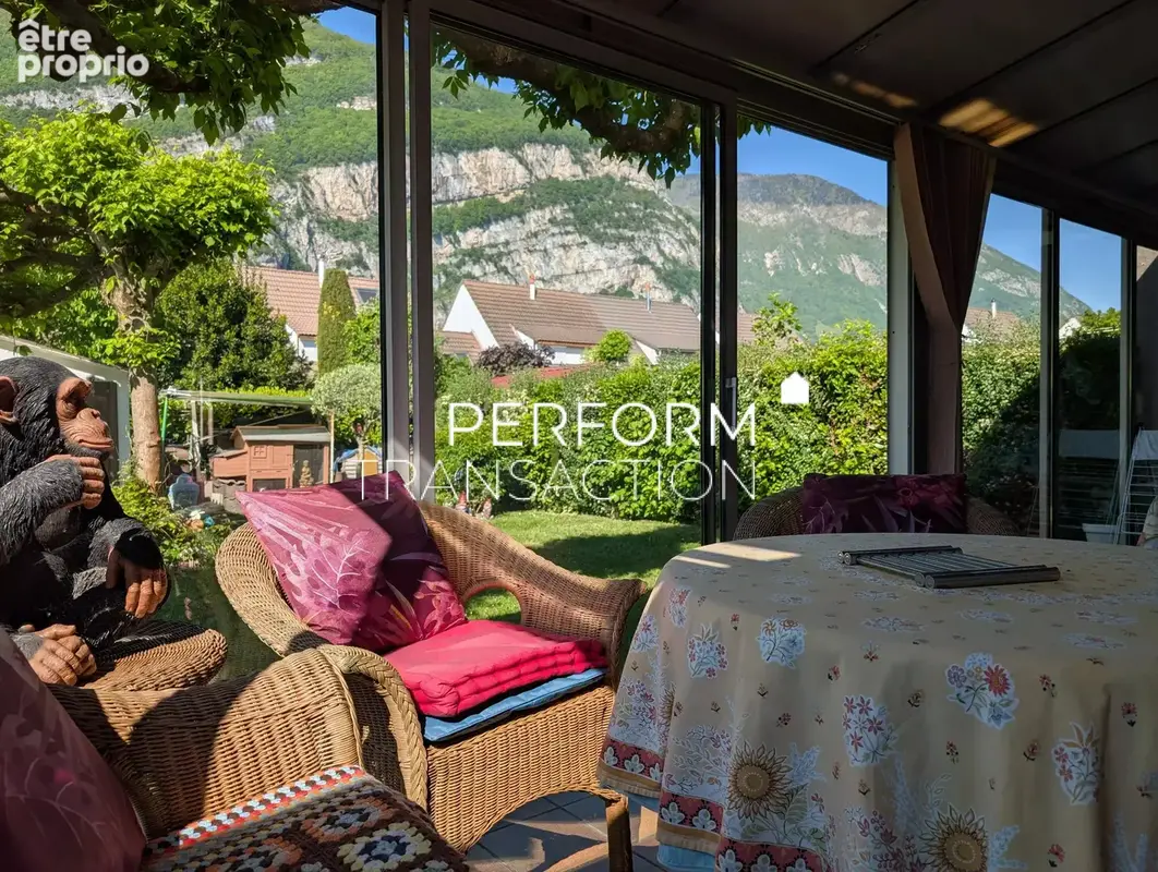 Maison R+1 avec véranda, jardin et garage – Lotissement La Saulée - photo 5