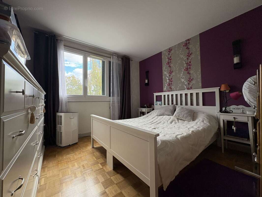 Appartement à MENNECY