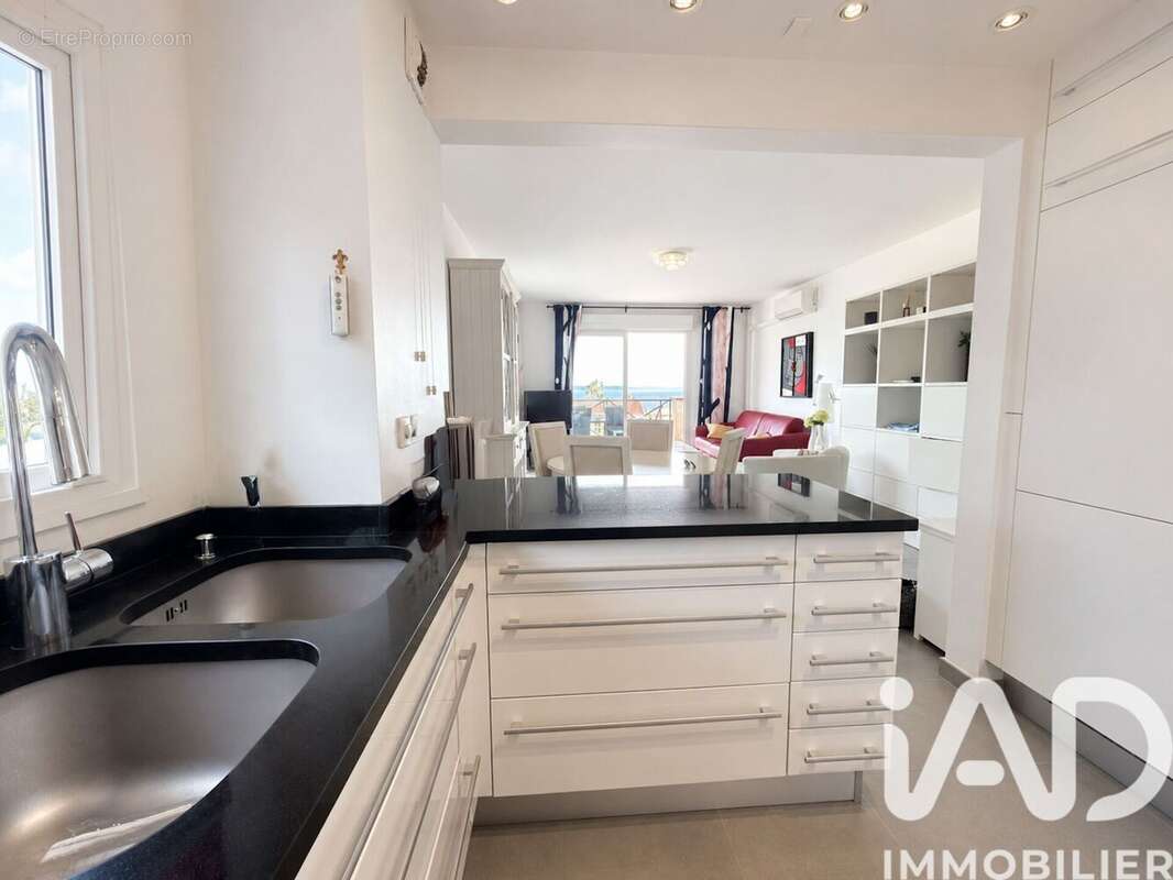 Photo 5 - Appartement à ROQUEBRUNE-SUR-ARGENS