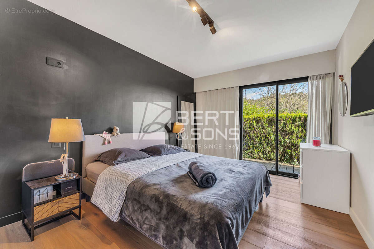 Maison à AURIBEAU-SUR-SIAGNE