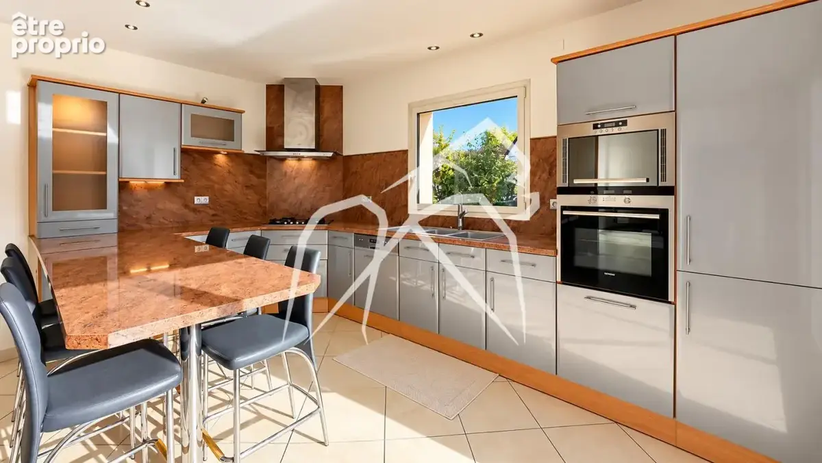 Maison d'architecte   5 chambres  225 m²  Le Mesnil-Esnard (76240) - photo 3