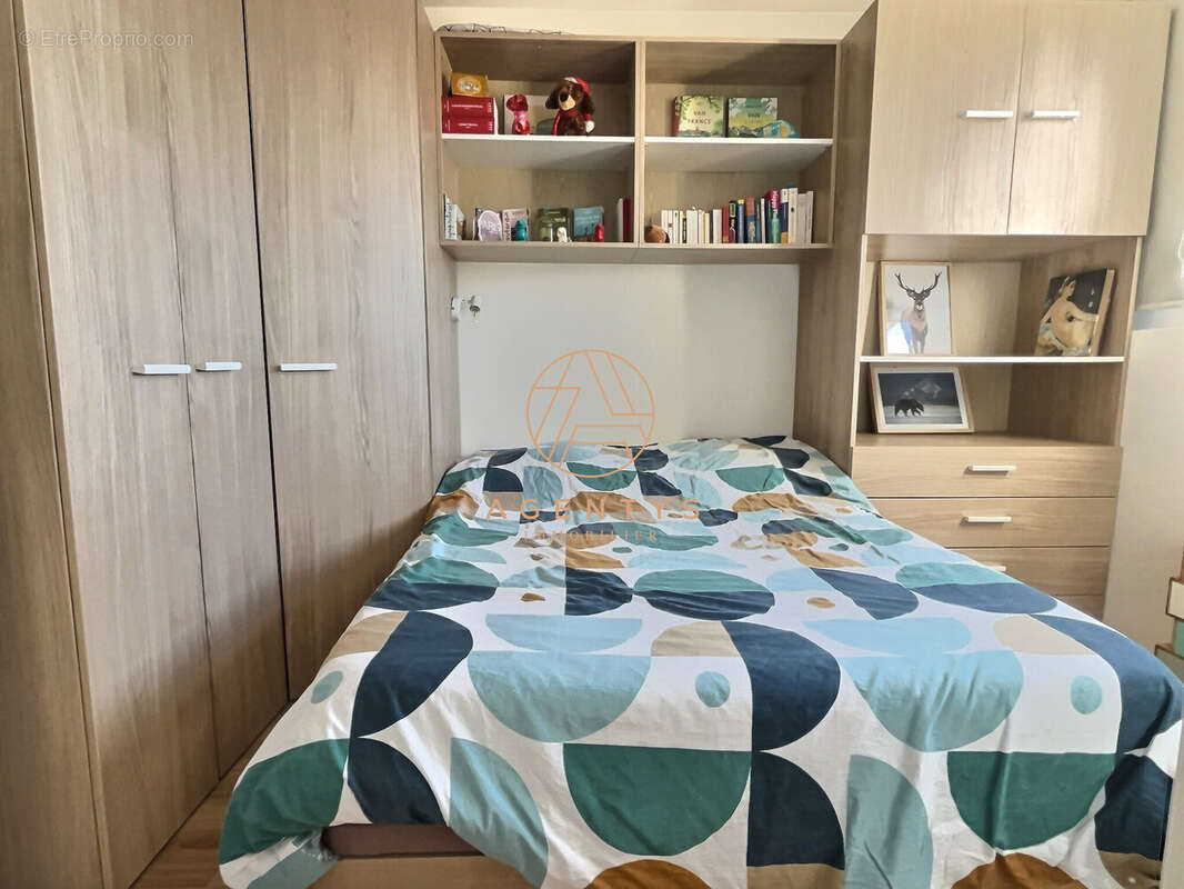 Appartement à SAINT-MAUR-DES-FOSSES
