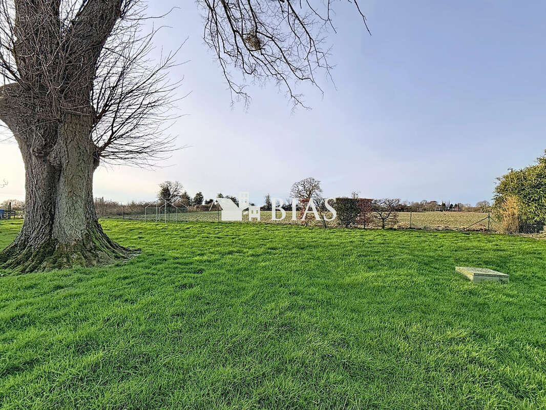 Maison à LA FEUILLIE
