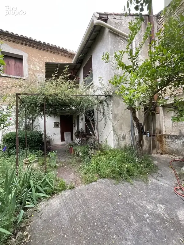 Milhaud, maison de village à rénover. - photo 2