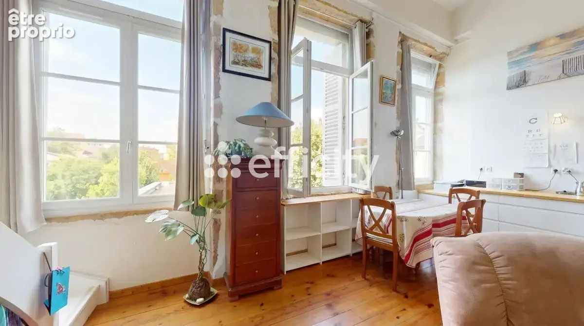 Appartement à LYON-4E