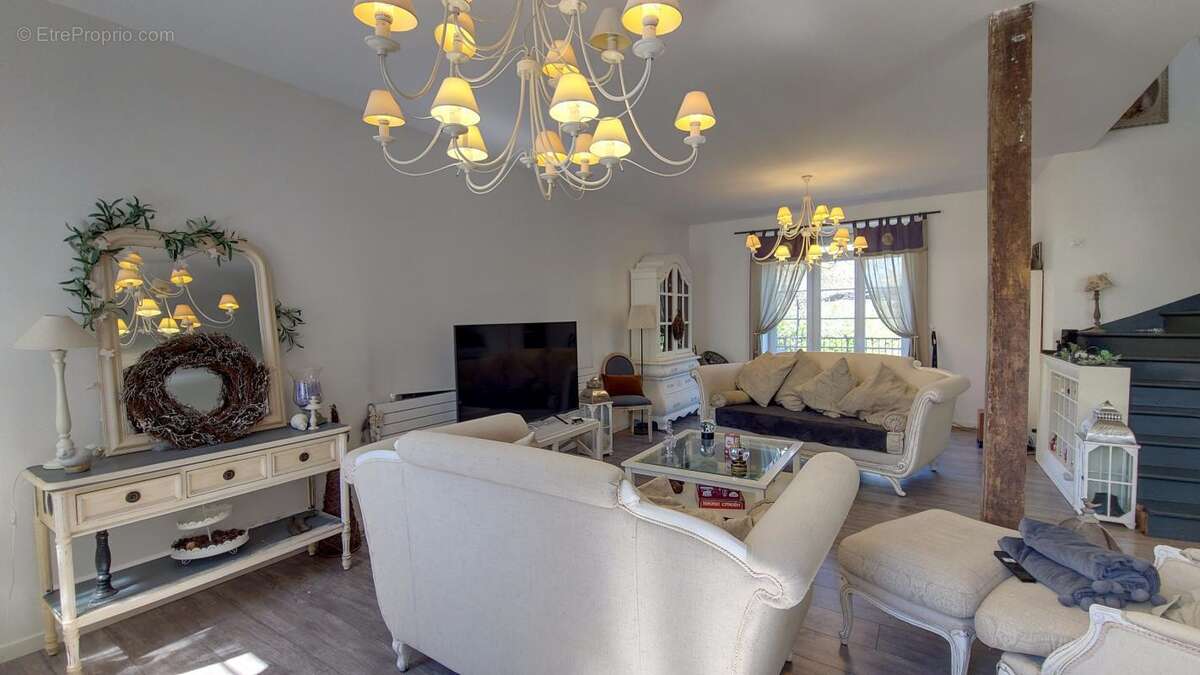 Dijon Est, Maison de caractère de 238 m², 4 chambres et terrain de 2857 m² - photo 32
