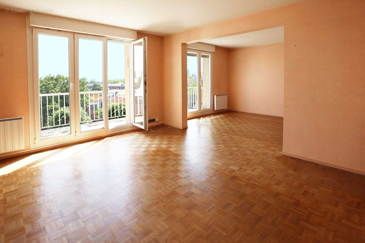 Appartement 93 m² à Montreuil  - photo 3