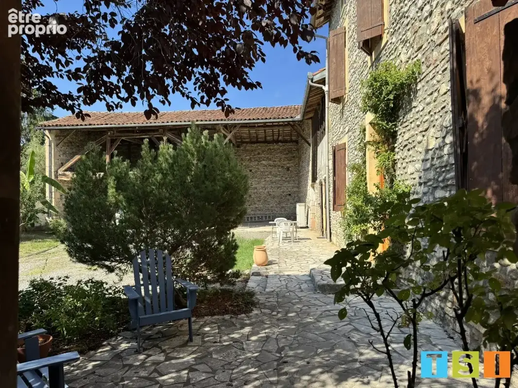 GALET & LUMIÈRE T5 sur 198m² habitables sur 981m² de terrain - photo 10