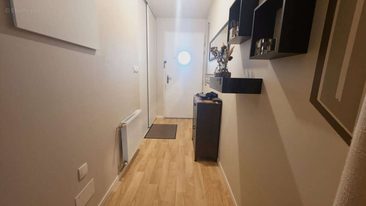 Appartement à LE RHEU