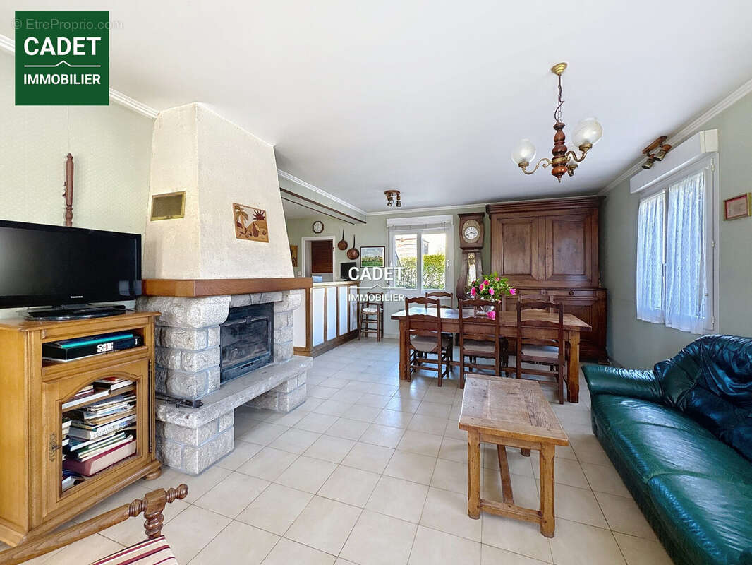 Maison à LA LUCERNE-D'OUTREMER