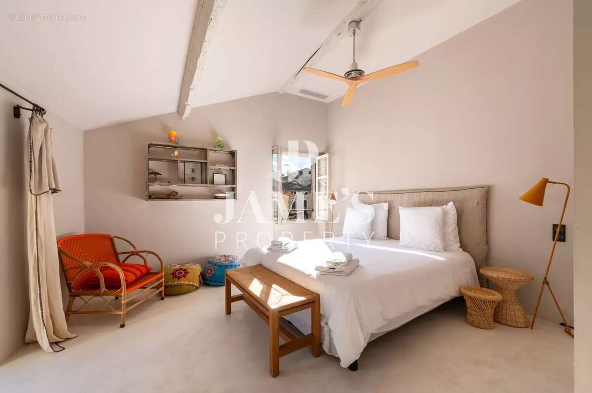 Maison à SAINT-REMY-DE-PROVENCE