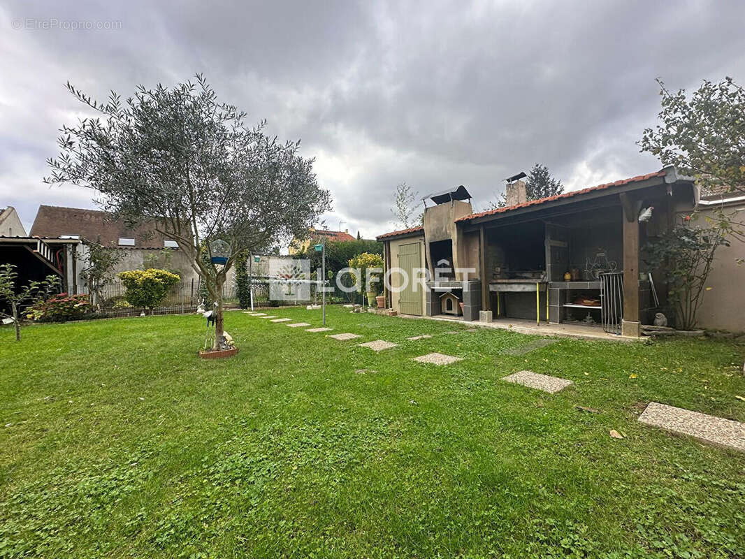 Maison à JUVISY-SUR-ORGE