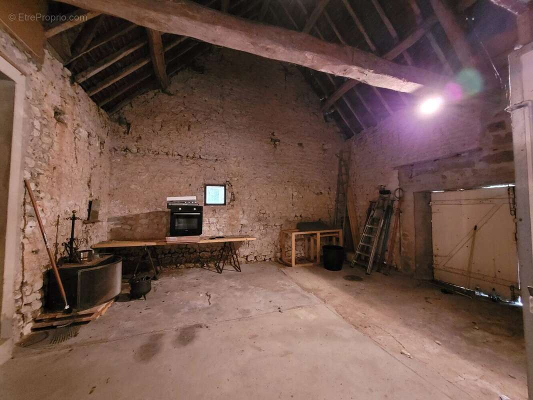 Maison à MAUVES-SUR-HUISNE