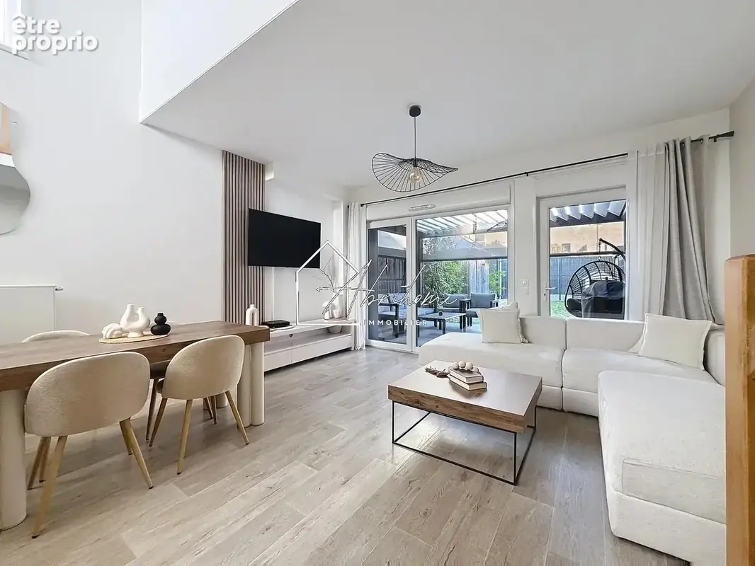 Maison 4 pièces 87 m² à vendre à Lille (59000) - photo 2