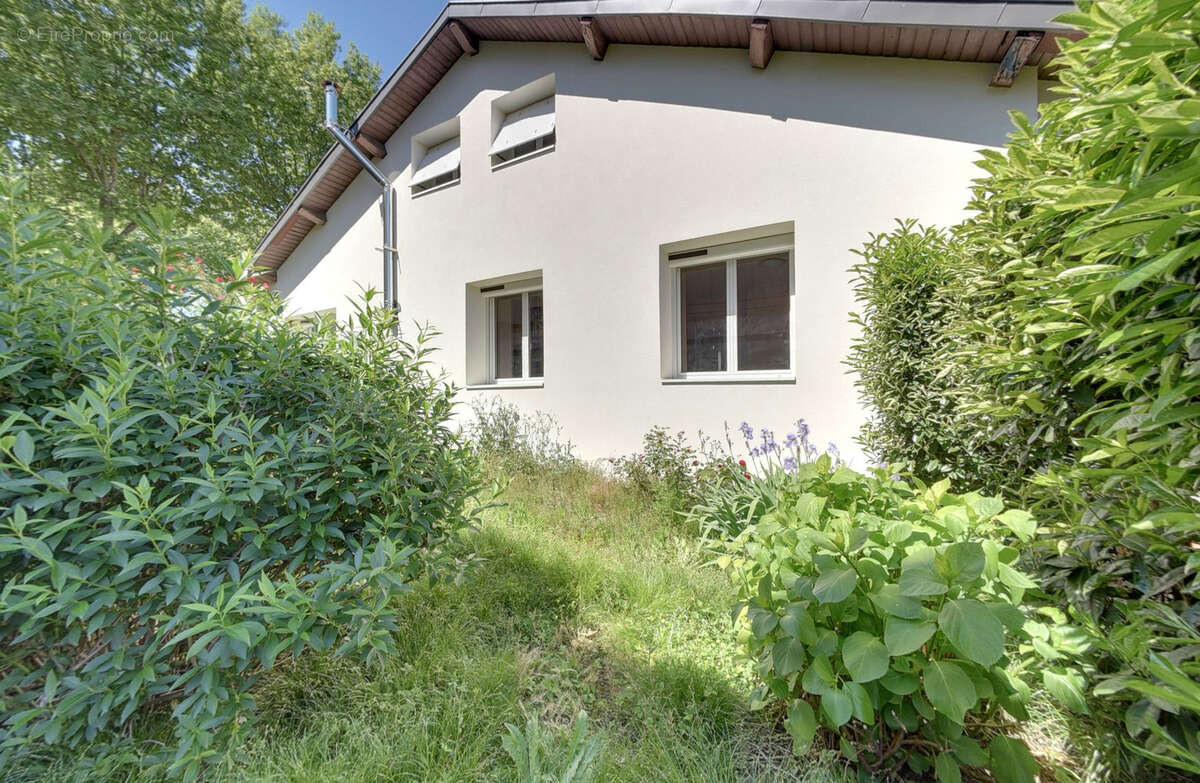 Maison à ECHIROLLES