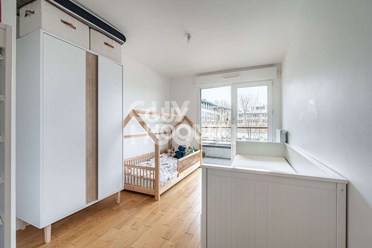 Appartement à BOIS-COLOMBES