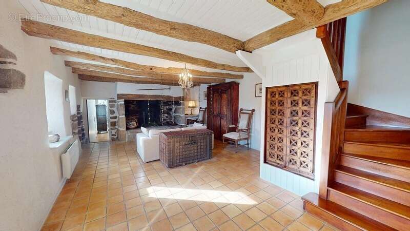 Maison à ESQUIBIEN