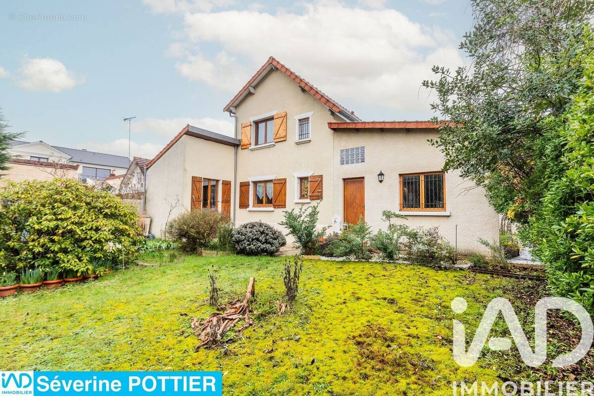 Photo 1 - Maison à VIRY-CHATILLON