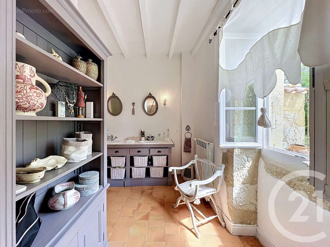 Maison à ORDAN-LARROQUE