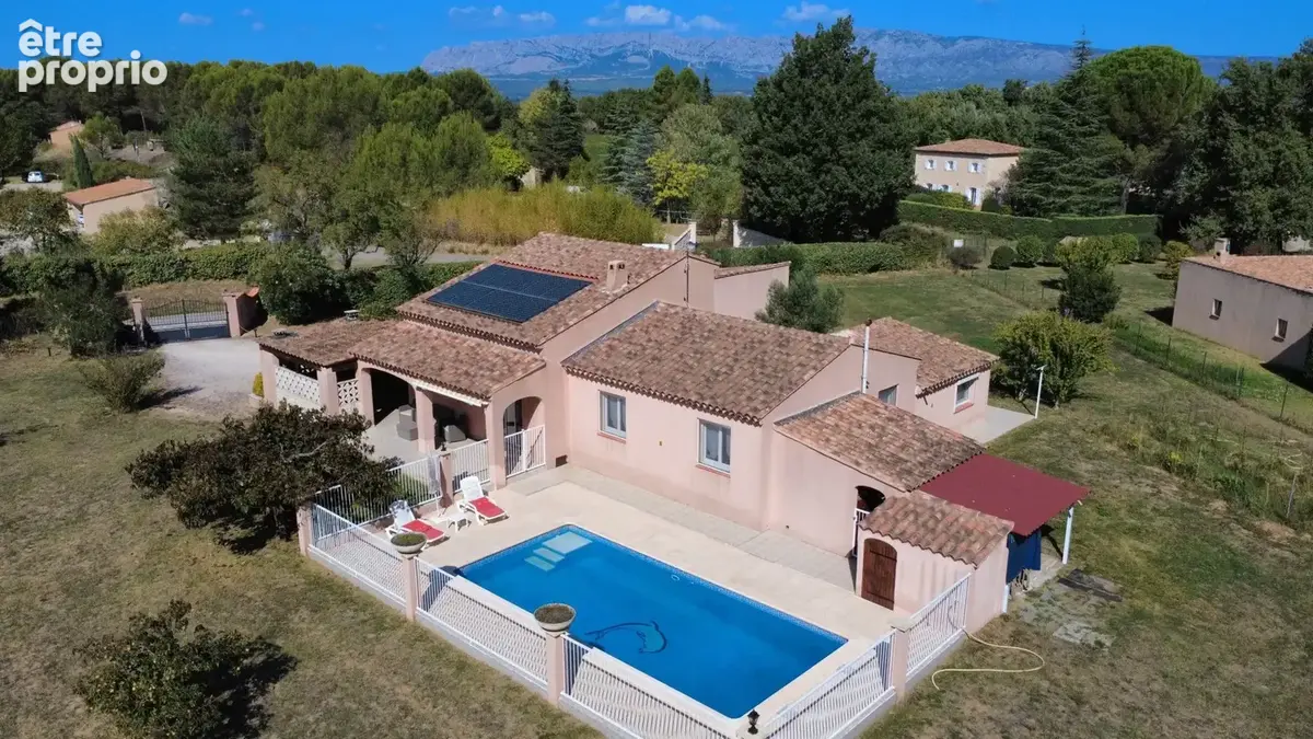 Avec 3 garages / Terrain 4000m2 - photo 2