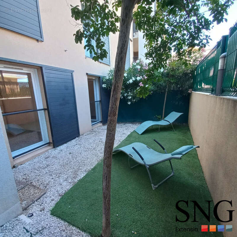 Appartement à ROQUEBRUNE-SUR-ARGENS