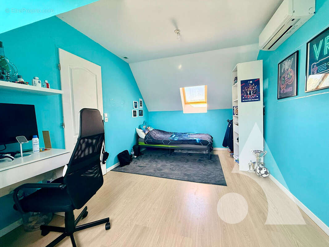 Maison  4 chambres avec jardin et garage - photo 4