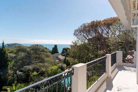 Appartement à SAINT-JEAN-CAP-FERRAT