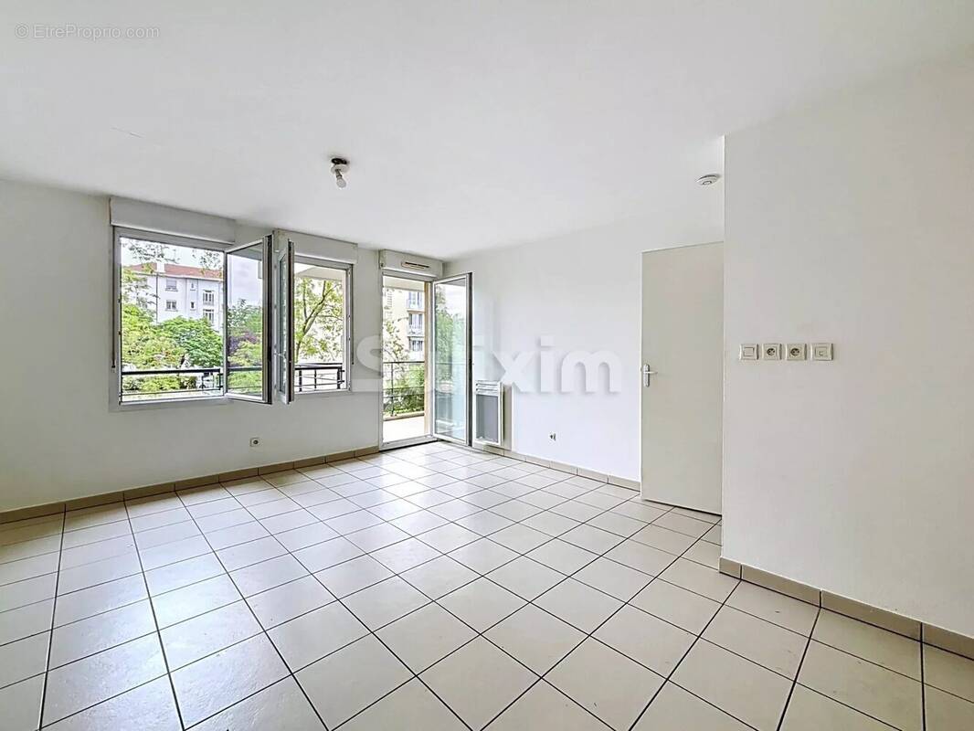 Appartement à VENISSIEUX