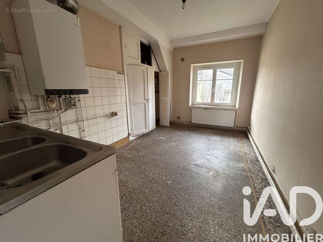 Maison 148 m² à La Grande-Verriere  - photo 3