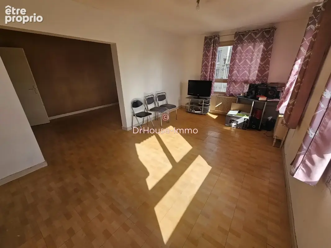 Appartement 4 pièces 81 m² à vendre à Paris-20e (75020) - photo 4