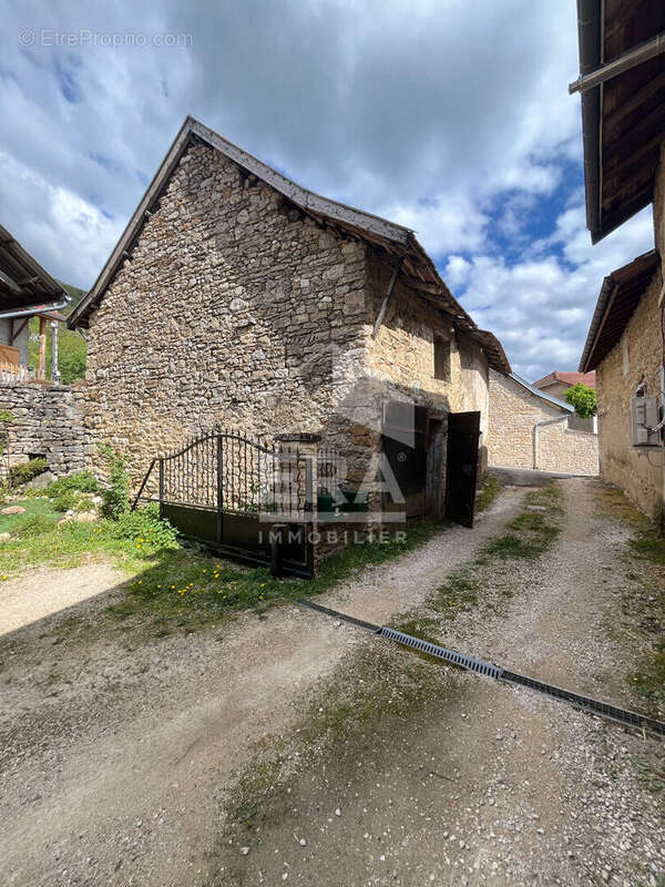 Maison à SOUCLIN