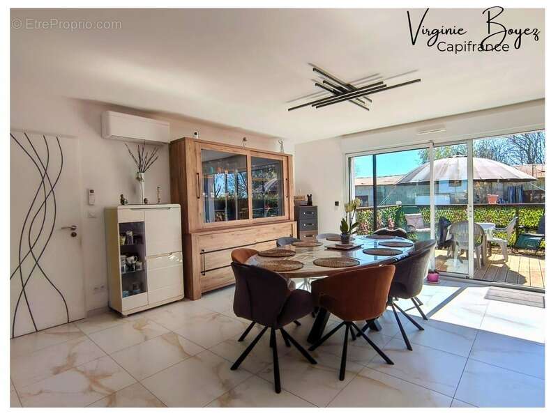 Maison à OYE-PLAGE