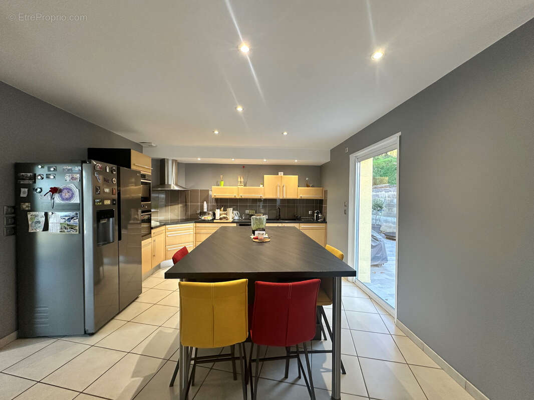 Maison à DECAZEVILLE