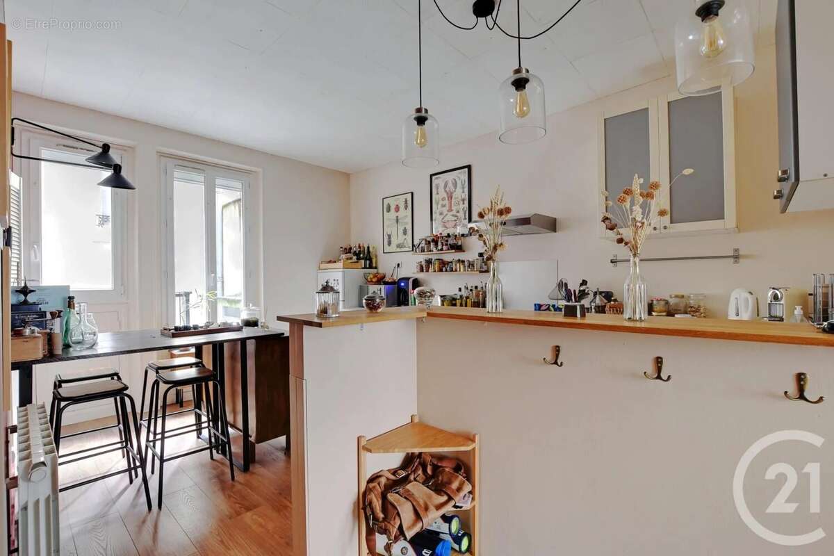 Appartement à PARIS-15E