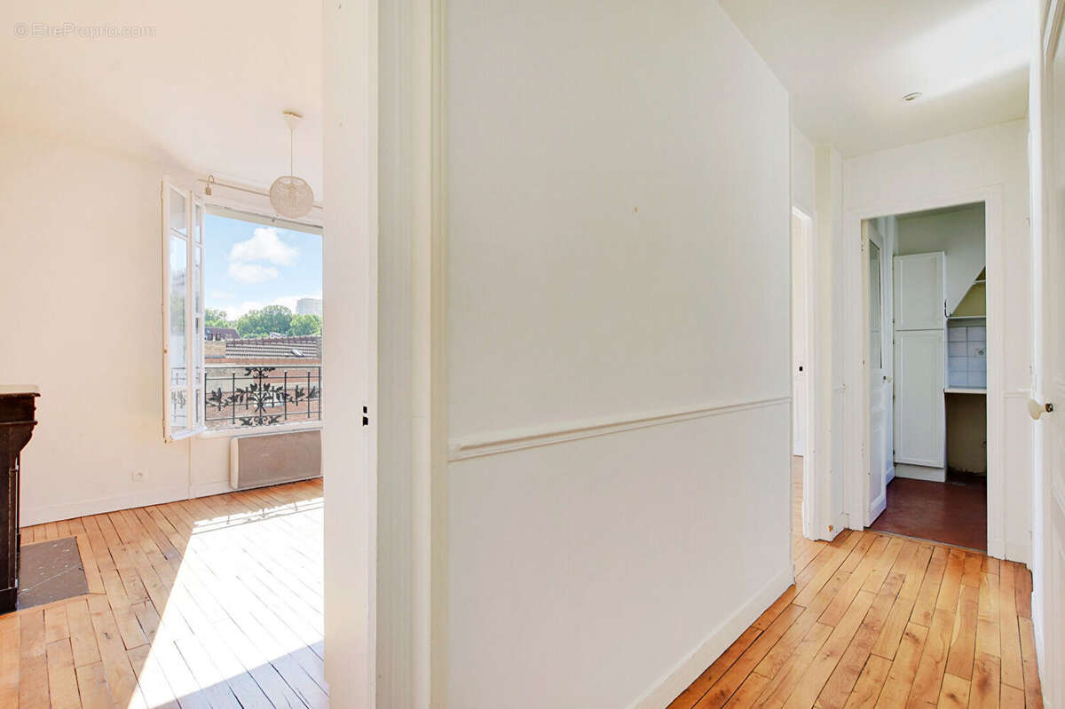 Appartement à PARIS-19E