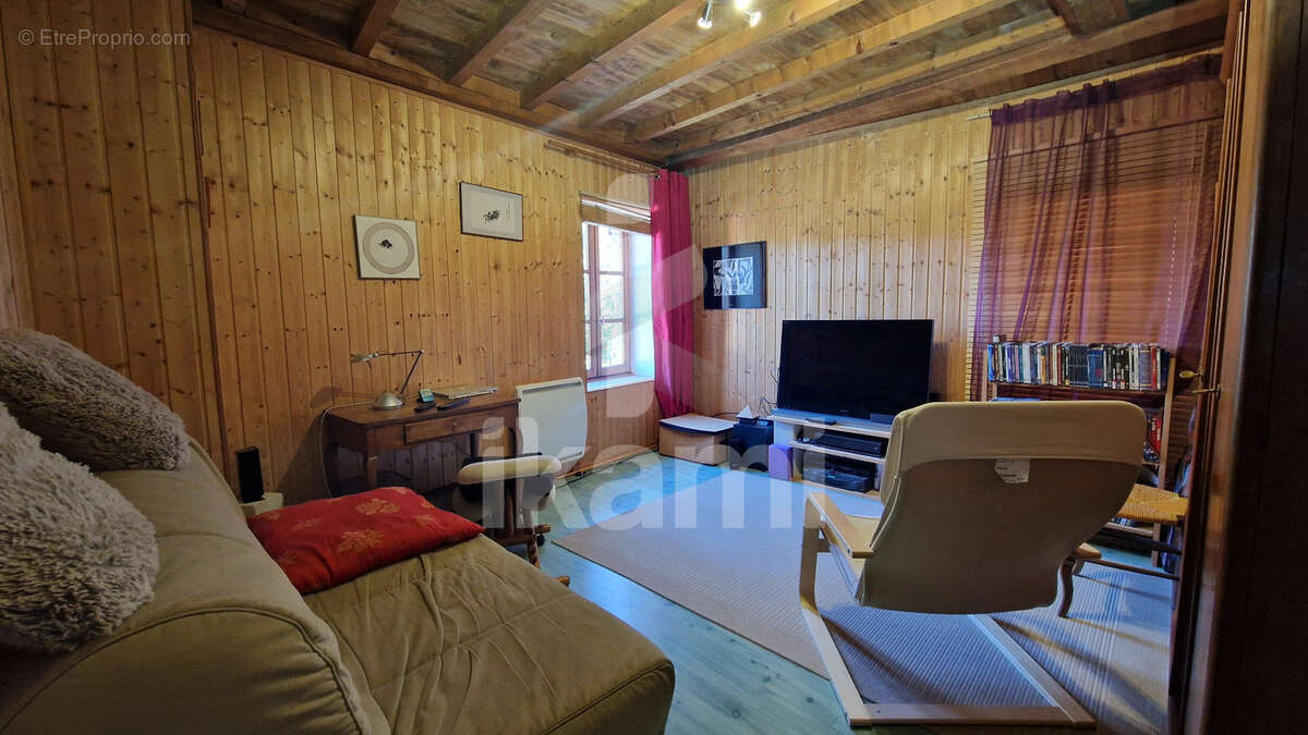 Maison à ROCHECHINARD