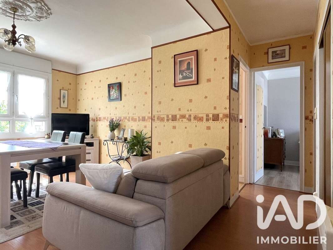 Photo 3 - Appartement à SARTROUVILLE