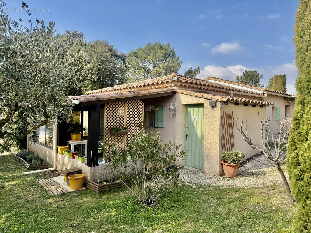 Appartement à VAISON-LA-ROMAINE