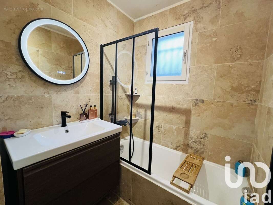 Photo 9 - Maison à LA ROQUEBRUSSANNE