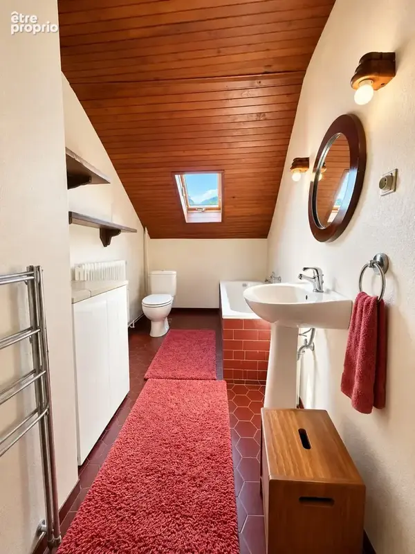 ANNECY (74) - MAISON mitoyenne 90 m2 + combles + dépendances - photo 11