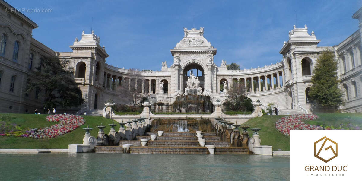 Appartement à MARSEILLE-1E