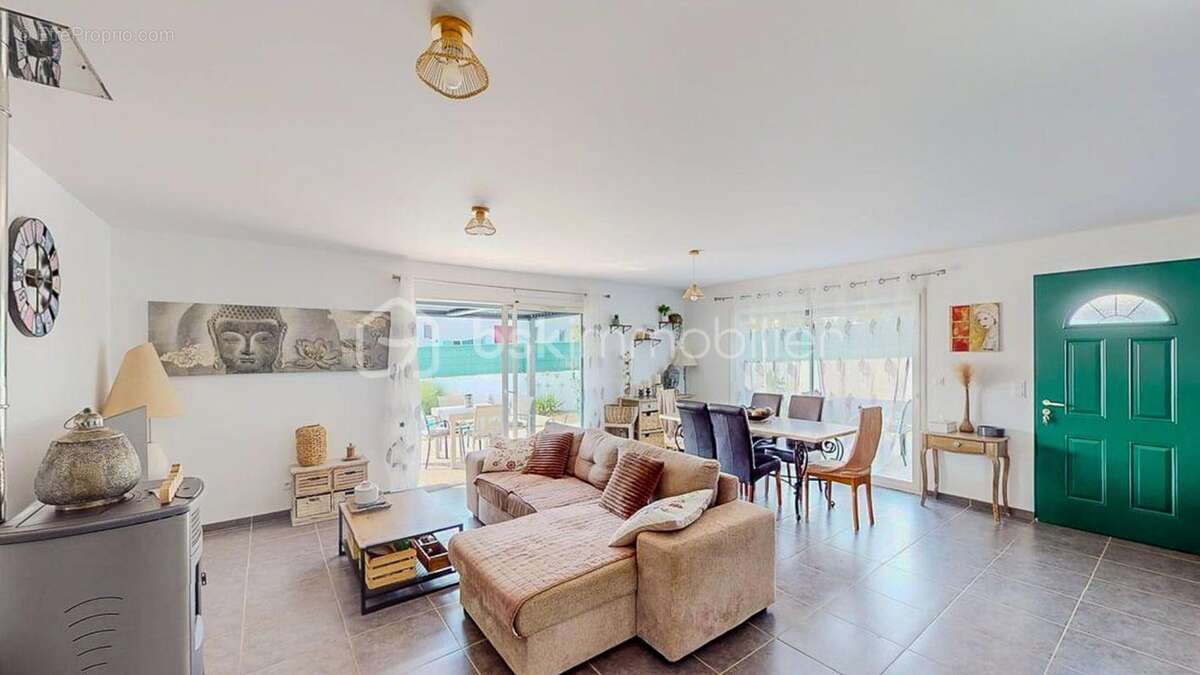 Maison de plain-pied de 2017 avec 4 chambres et piscine - photo 11